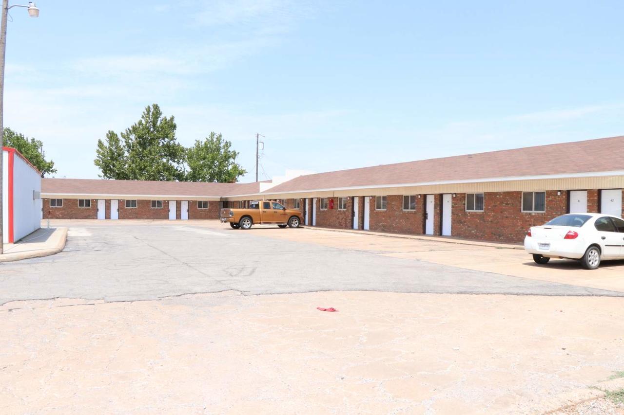 Western Motel Alva 外观 照片
